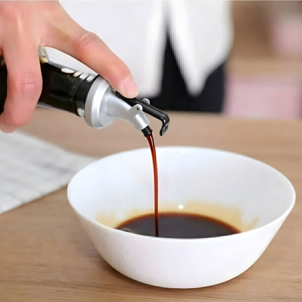 4'lü Kapaklı Damlatmaz Yağ Tıpası Yağdanlık Şişe Ucu Yağlık Sirkelik Sosluk Damlatmaz
